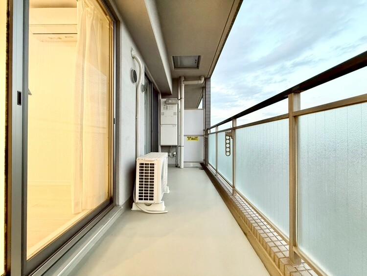 その他 朝の澄んだ空気や、夕方に吹く清々しい風を感じられるバルコニー。