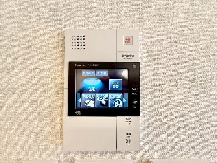 その他 誰が来てもわかる様にモニター付きインターホンを設置。
