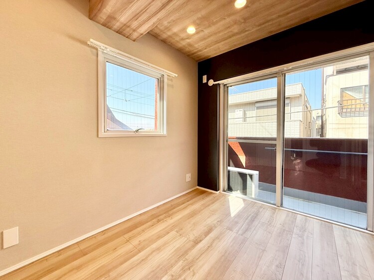 その他 清かで艶やかな時間をもたらしてくれる室内です。