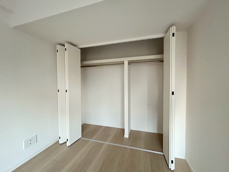 その他 収納スペースが付いていて、お部屋を広く使っていただけます。