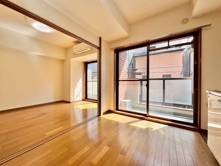 その他 通風・採光に優れ、心地よい光と風が溢れています。