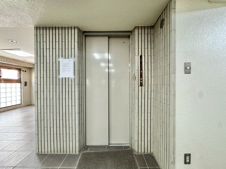 その他 エレベーター完備のため荷物が多くなっても安心。