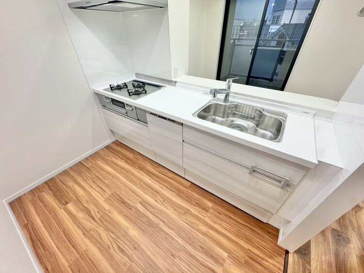 その他 開放感のあるキッチンスペース。調理をしながら、会話も弾みそうですね。