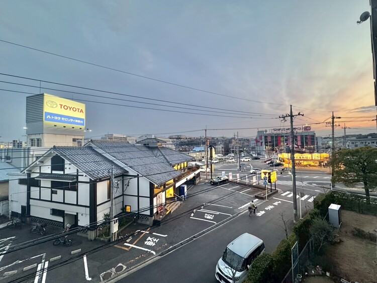 その他 眺望や窓からの景色が良いと、家で過ごす時間も快適です。