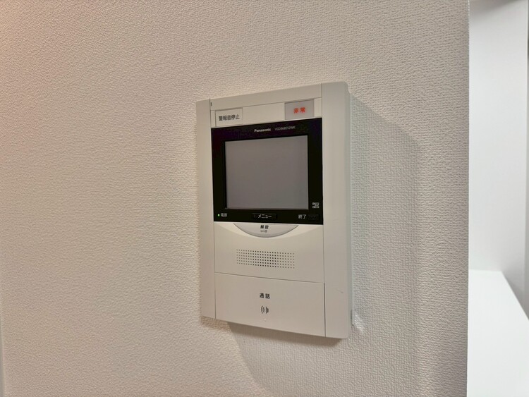 その他 誰が来てもわかる様にモニター付きインターホンを設置。