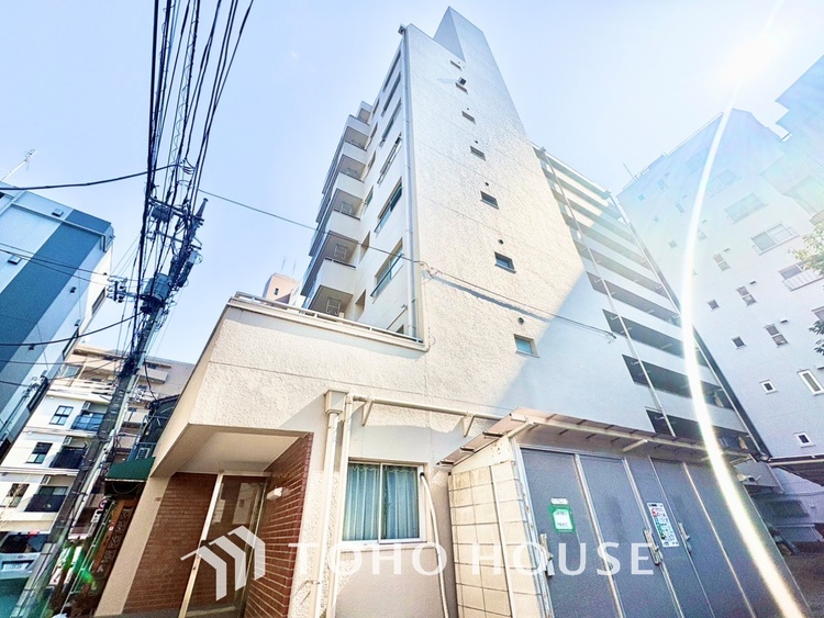 外観 【ENTRANCE】◆そびえ立つ◆我が家のシンボル。遠くの空が赤く染まる夕べが待ち遠しい。