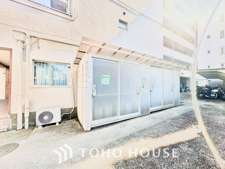 外観 【FRONT ROAD】◆安心◆して歩ける。安心して家族の帰りを待てる。そんな安心を感じさせる広々とした道路。