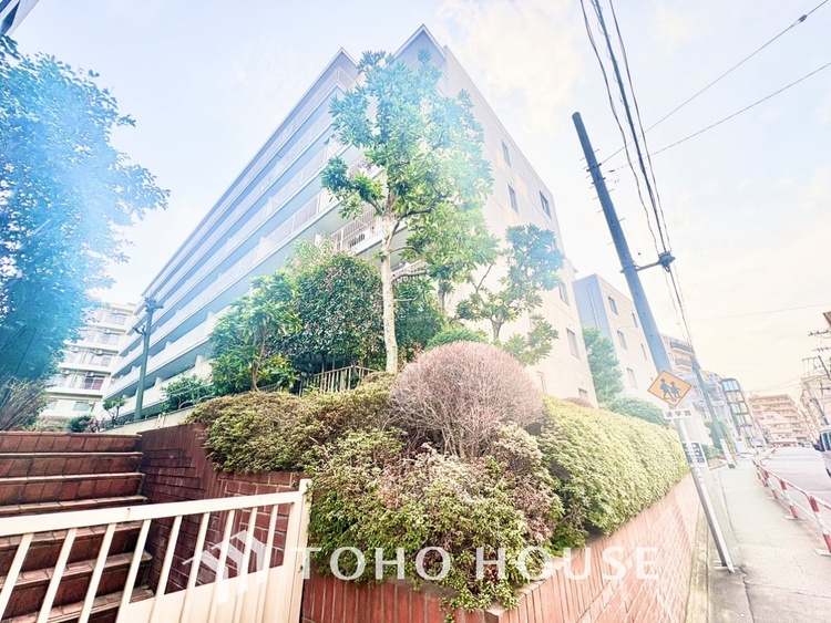 駐車場 ここから始まる「日常」はご家族にとって大切で貴重な時間となります。だからこそ、少しでも豊かに快適に。