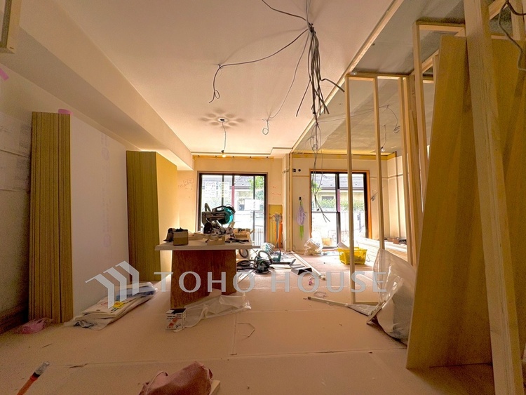 内装 【リフォーム途中】