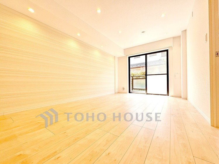 内装 【リビング】食事も団らんもくつろぎも、この空間が暮らしの中心に。