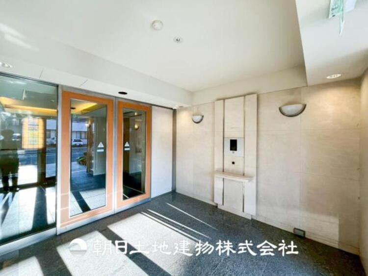 エントランス 【エントランス】 オートロック付きでセキュリティー面も安心です。