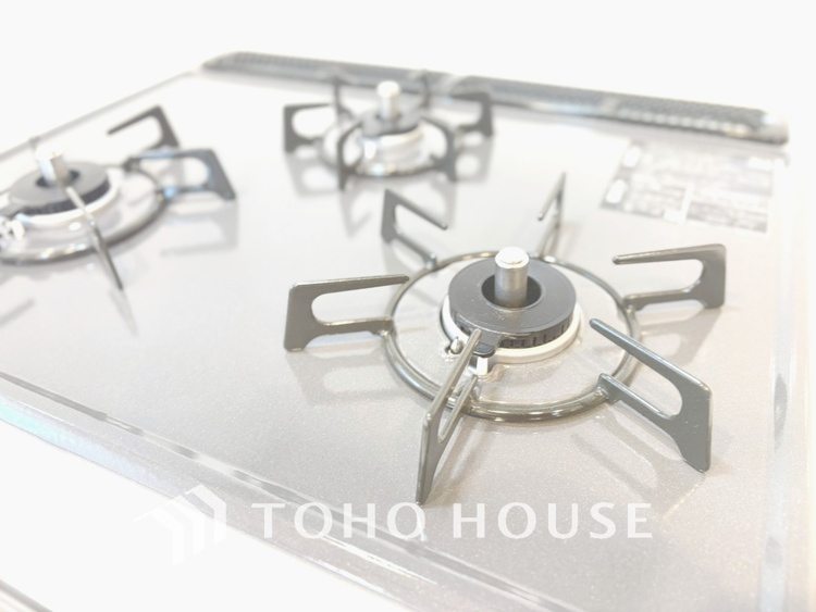 キッチン 【KITCHEN】◆家族のおはよう◆の声を笑顔で迎えてあげられるシステムキッチン。朝ごはんが楽しみでちょっと早起きしたくなるんです。