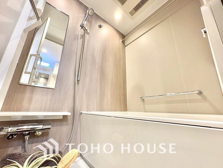 風呂 【BATHROOM】◆プライベートな空間◆simpleだからrelaxできるんです。こころもからだもキレイさっぱり。