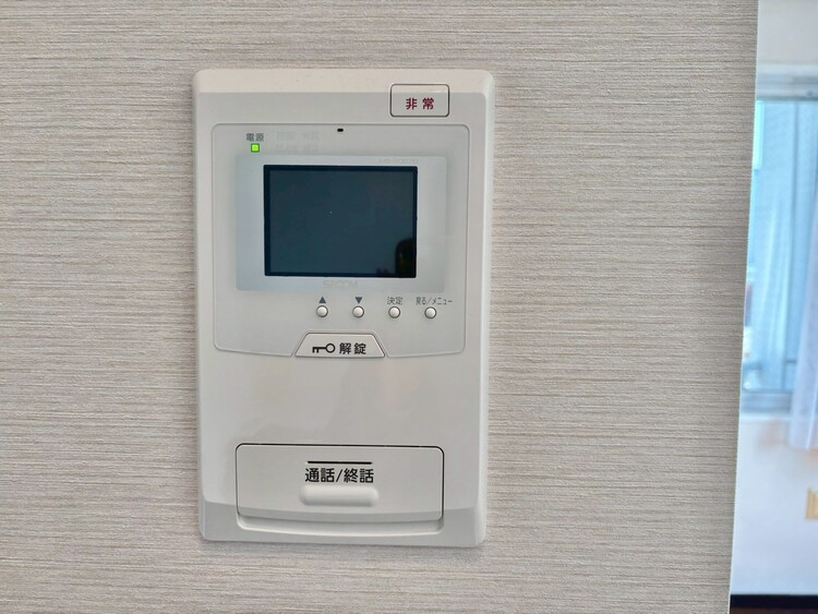 その他 誰が来てもわかる様にモニター付きインターホンを設置。