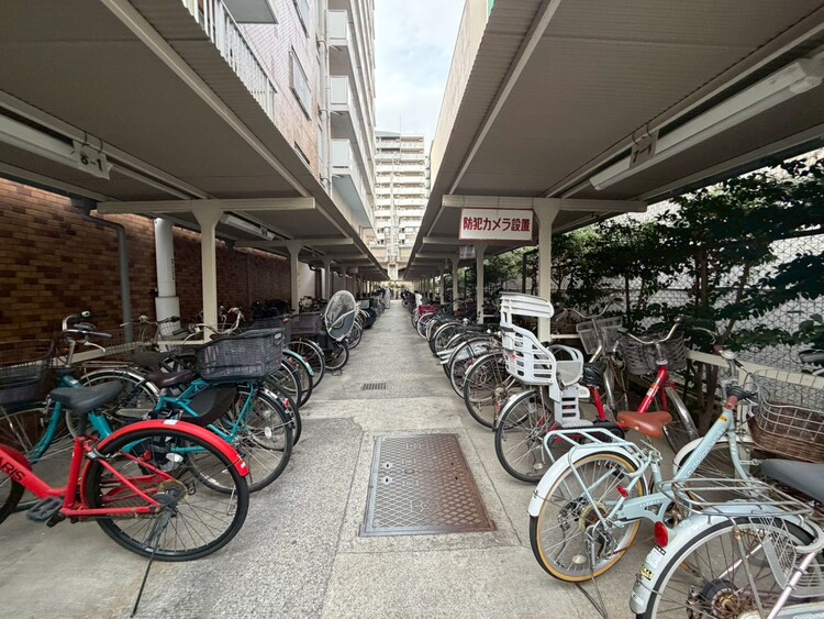 その他 駐輪場も綺麗に整頓されています。※空き状況は都度ご確認下さい。
