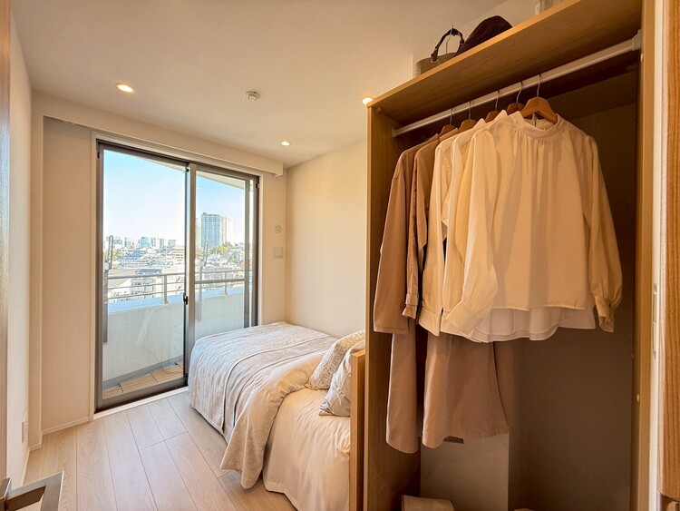 その他 収納スペースが付いていて、お部屋を広く使っていただけます。