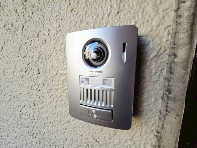 その他 誰が来てもわかる様にモニター付きインターホンを設置。