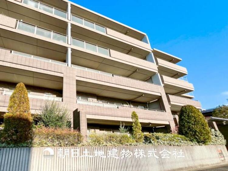 外観 【外観写真】デザインされた空間と充実した建物と共に大切な家族の思い出を刻んでいきます。