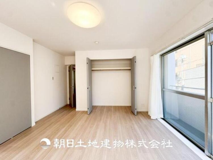 収納 【収納】部屋ごとに設けた収納は住みやすさへのこだわりがあります。シンプルで使いやすい収納スペース。