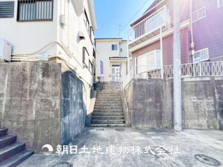 外観 【外観写真】その家から感じられる、気品・上質・重厚感・極細やかさ、そのすべては見た者に安らぎを与える特別な空間です。ここに住むからこそ意味がある。すべての（始まり）をここから迎えましょう。