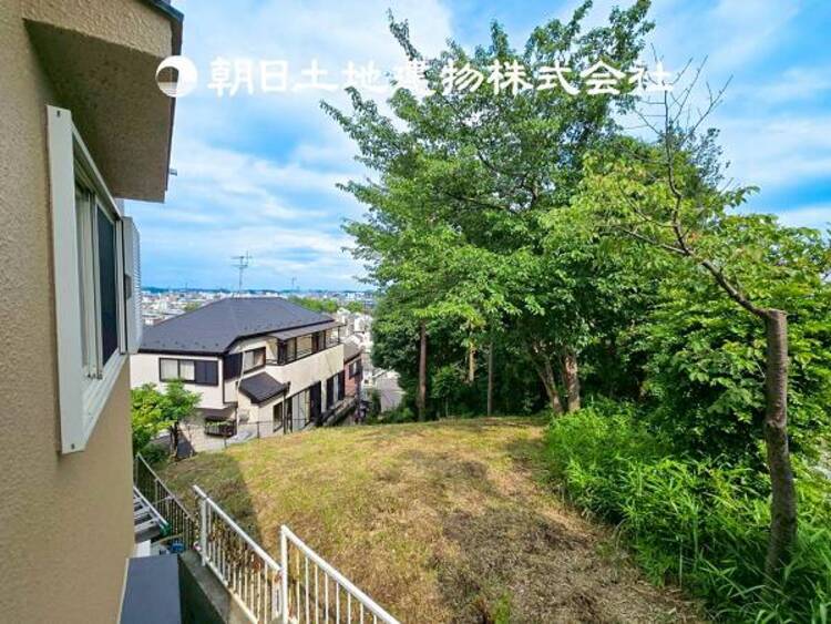 その他 【眺望】太陽に愛された家。陽当り・通風に優れた魅力的で快適さを追求した住宅です。ここに住むからこそ意味がある。そんな特別感に浸りながら、毎日をお過ごし下さい。