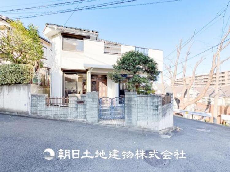 外観 【外観写真】表現された空間はたくさんの光を浴び、風を感じ、暮らしの時間を豊かにしてくれます。