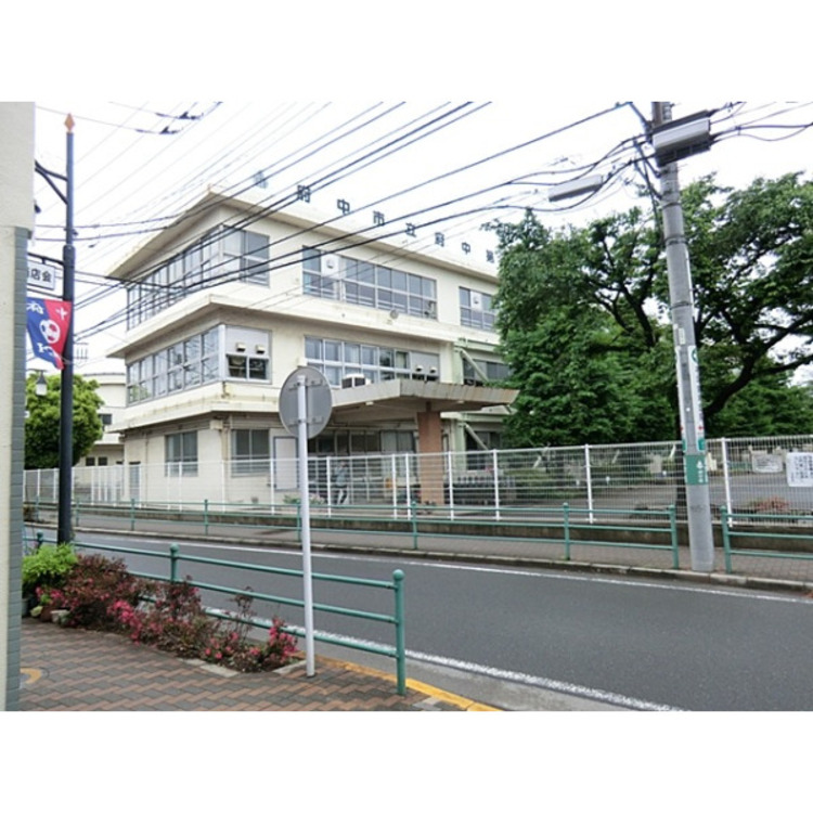 周辺 第七小学校(約900m)