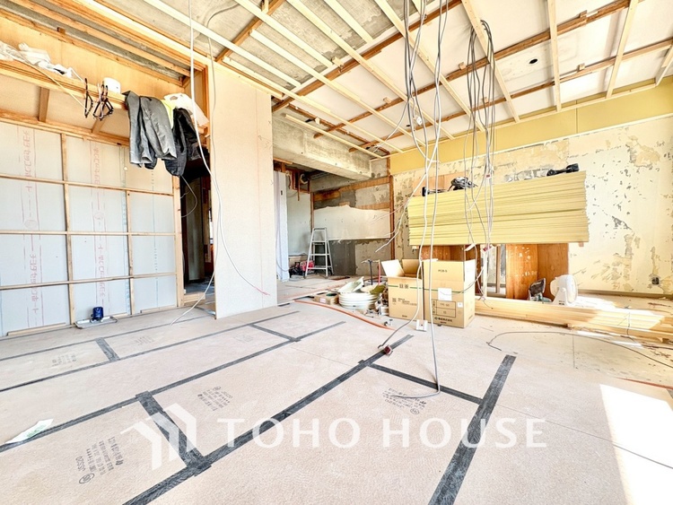 内装 【リフォーム途中】