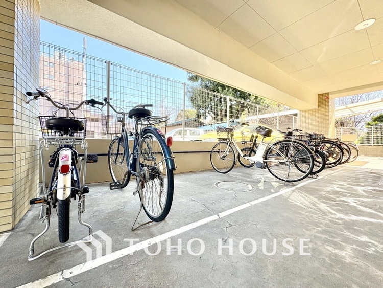 外観 【駐輪場】通勤・通学やお買い物に便利な駐輪場付きです。