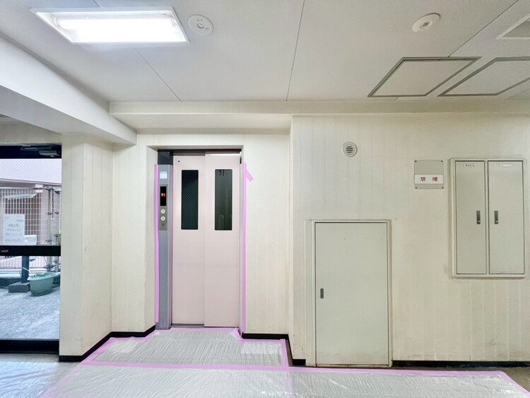 その他 エレベーター完備のため荷物が多くなっても安心。