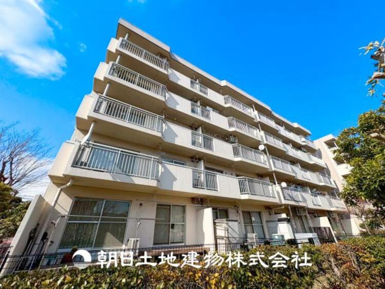 外観 【外観写真】時間のゆとりと空間、暖かな陽光がもたらす光と風を独占してください。新しい暮らしが始まります。