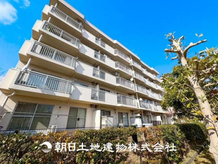 外観 【外観写真】おしゃれな雰囲気や自然の潤い、親しみやすさといった特徴を、街に新たな価値をもたらし続けてくれます。