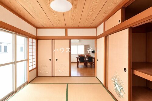 春山町　中古戸建の物件画像