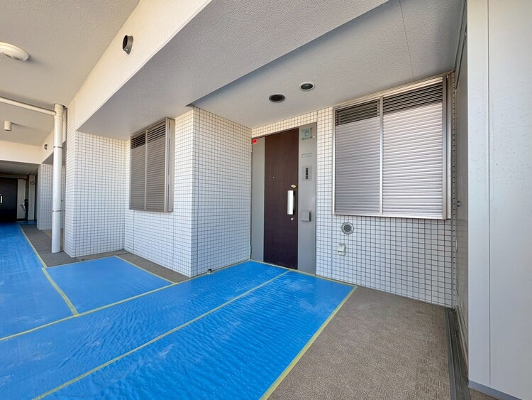 玄関 玄関を開ければ、そこは安らぎのご自宅。