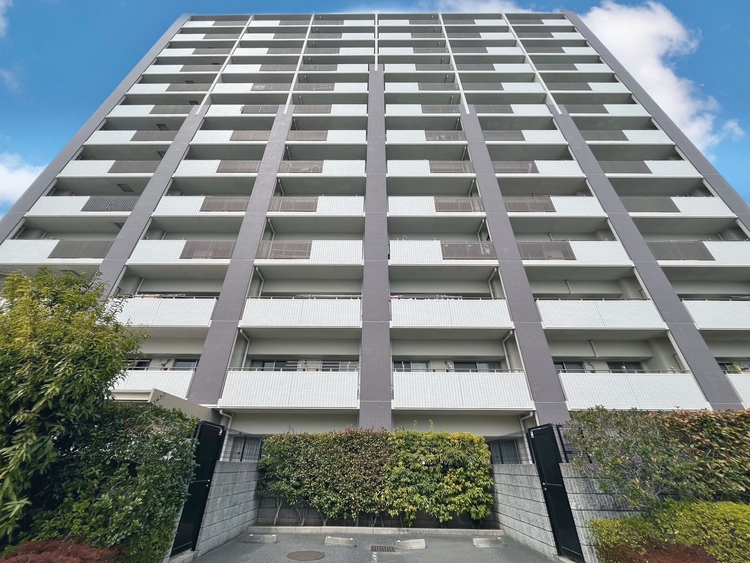 外観 資料には掲載していない情報が、現地にはたくさんあります。是非一度、現地をご確認ください。