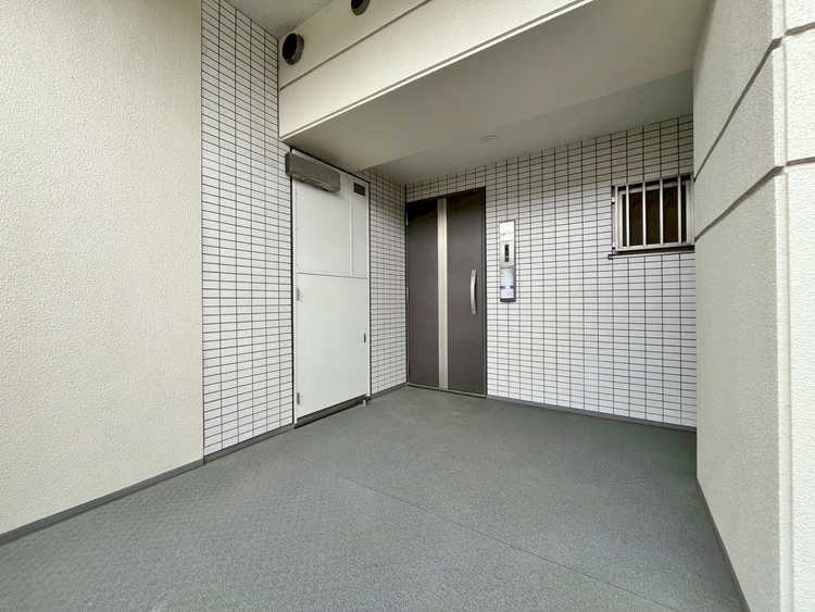 玄関 玄関を開ければ、そこは安らぎのご自宅。