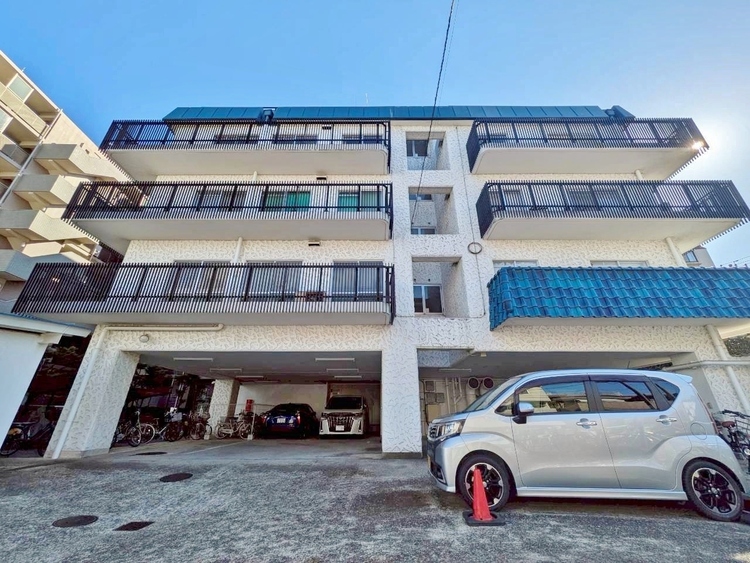 外観 資料には掲載していない情報が、現地にはたくさんあります。是非一度、現地をご確認ください。