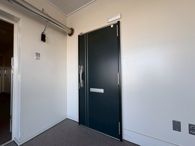 玄関 玄関を開ければ、そこは安らぎのご自宅。