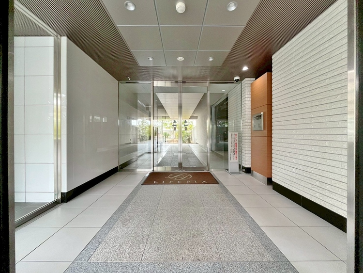 エントランス エントランスは、毎日の行き帰りで使う大事な空間です。