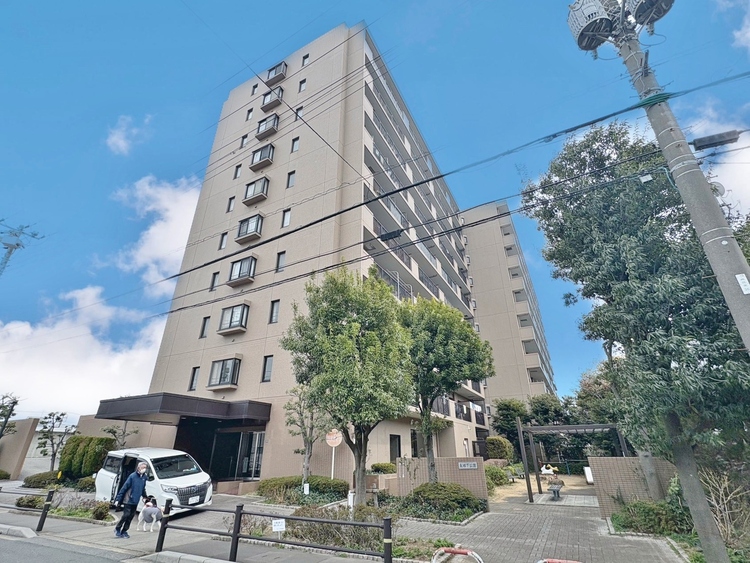 外観 資料には掲載していない情報が、現地にはたくさんあります。是非一度、現地をご確認ください。