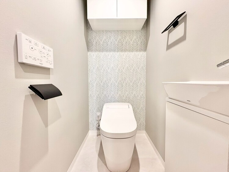 トイレ 暮らしの中のさりげないひとときの快適さにも、こだわりを、持って設備を配しております。