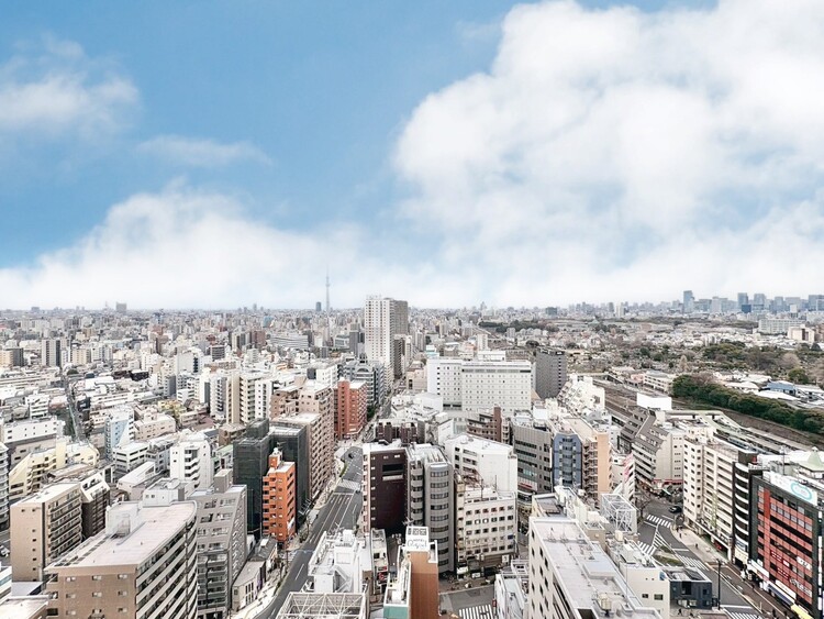 バルコニー 窓を開けると広がる青空。心をリフレッシュして日々を過ごしていきましょう。