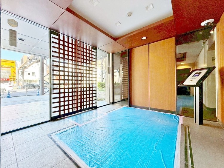 エントランス エントランスは、毎日の行き帰りで使う大事な空間です。