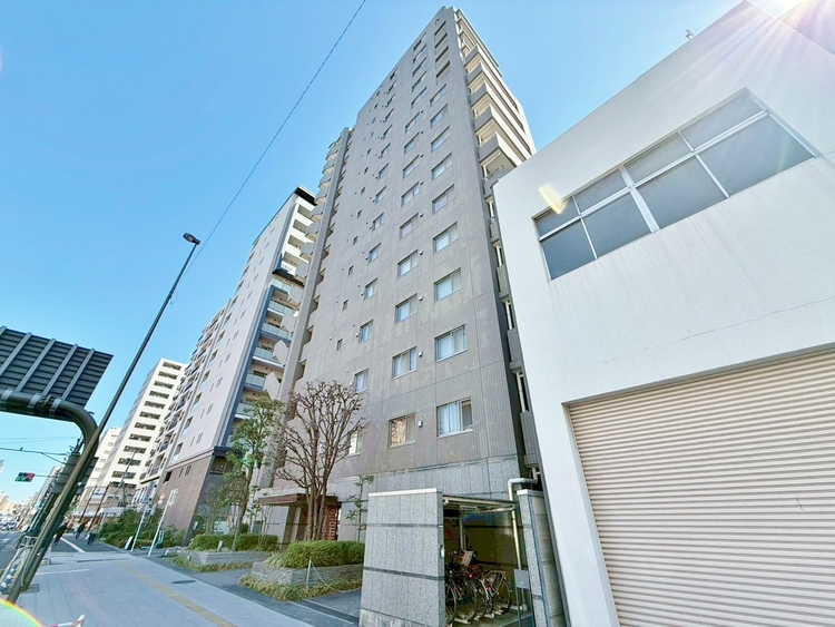 外観 現地に足をお運びいただいた際には、周辺散策などをお勧めいたします。