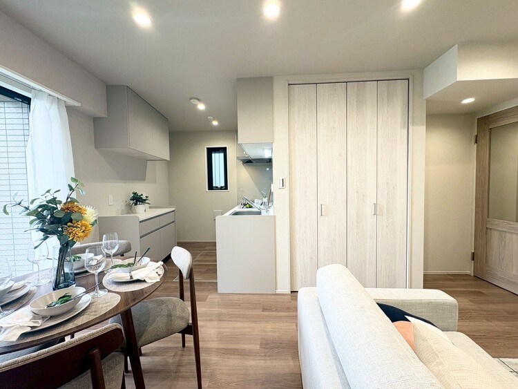 その他 シンプルな内装と偏り過ぎないデザインで統一しました。