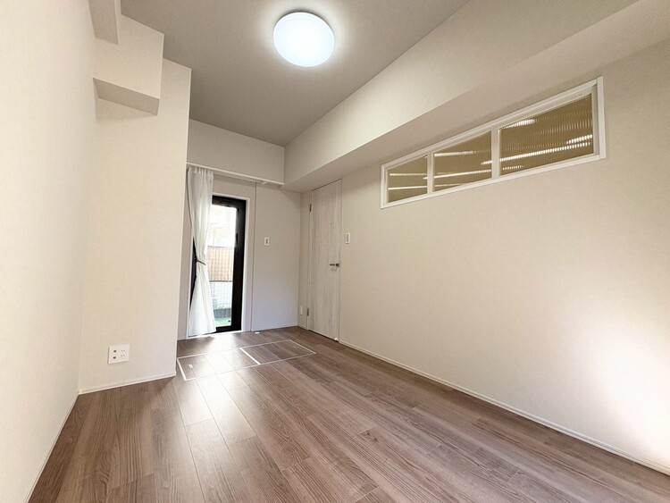 その他 清かで艶やかな時間をもたらしてくれる室内です。