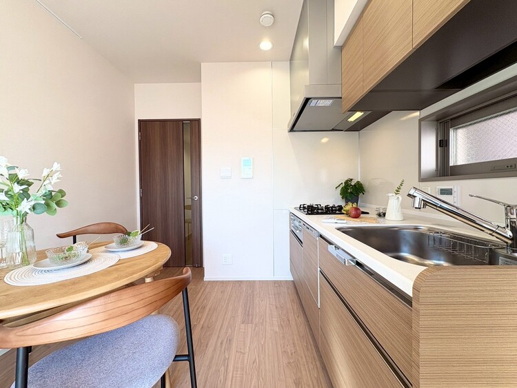 その他 使いやすくスタイリッシュなキッチン空間になっております。