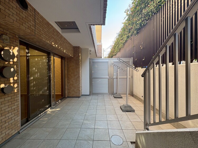 その他 朝の澄んだ空気や、夕方に吹く清々しい風を感じられるバルコニー。