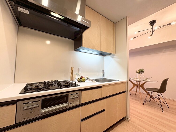 その他 開放感のあるキッチンスペース。調理をしながら、会話も弾みそうですね。