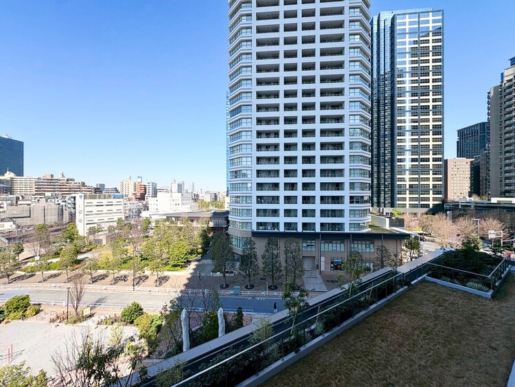 その他 眺望や窓からの景色が良いと、家で過ごす時間も快適です。